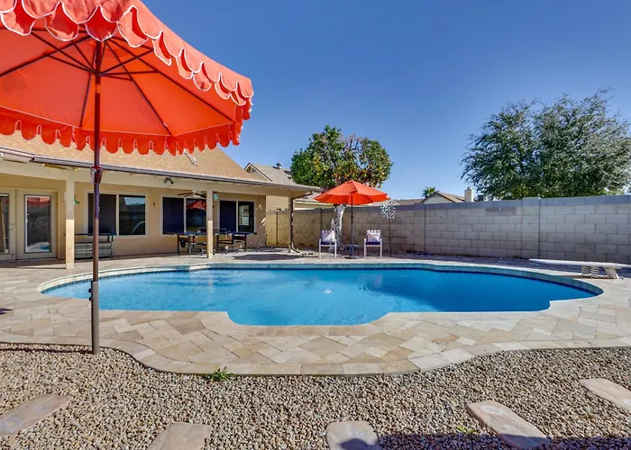 Entertainment Hub! Family W/ Pool *