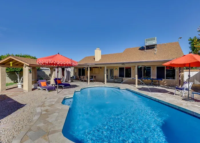 Entertainment Hub! Family W/ Pool